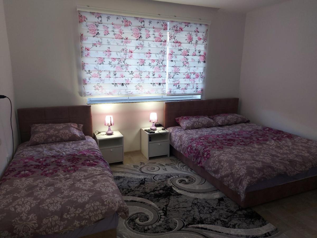 Lovely, Neat And Quite Apartment Dalia, Private Parking Сараево Экстерьер фото