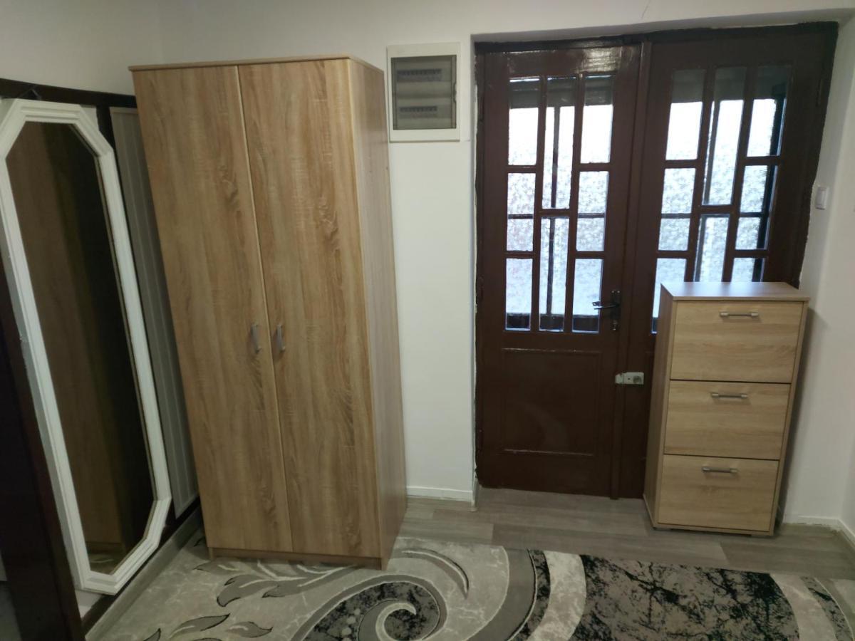 Lovely, Neat And Quite Apartment Dalia, Private Parking Сараево Экстерьер фото