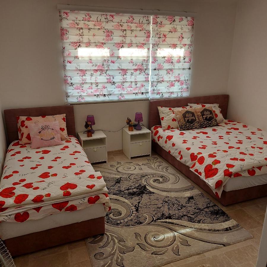 Lovely, Neat And Quite Apartment Dalia, Private Parking Сараево Экстерьер фото